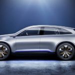 מהצד מראה של SUV ספורטיבי ל-Generation QE