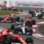 קימי ראייקונן בפרארי האדומה מקדים את וולטרי בוטאס במרצדס בפניה השניה